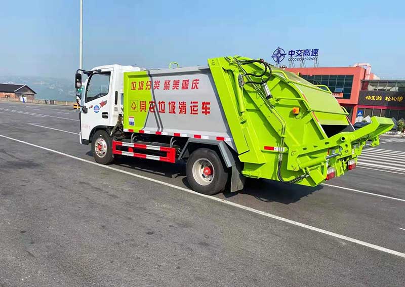 绿化压缩垃圾车18727976517